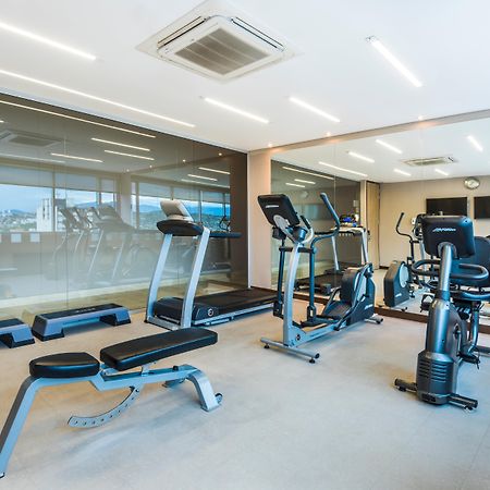 Holiday Inn Cucuta By Ihg Exterior photo A gym in a hotel