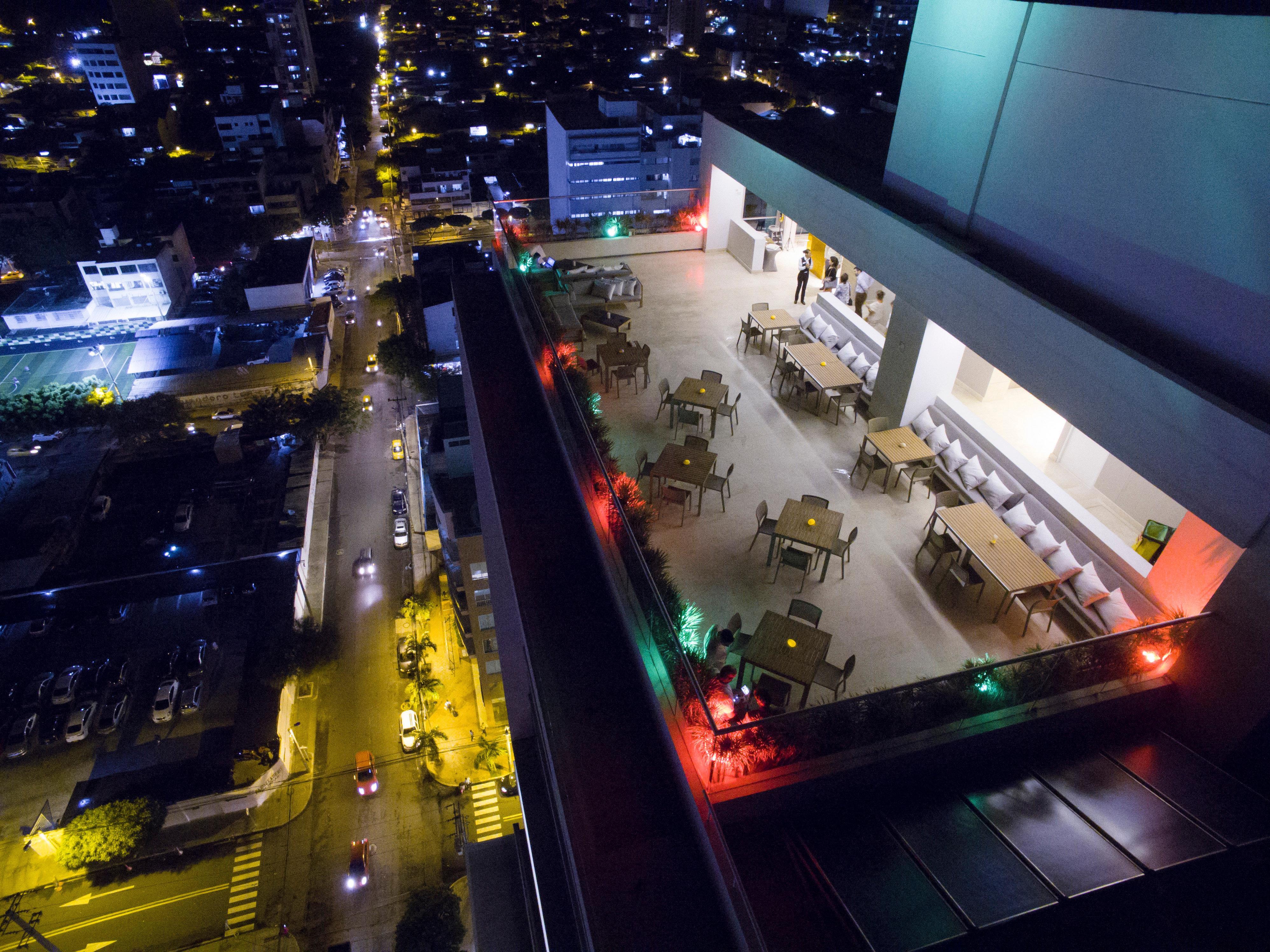 Holiday Inn Cucuta By Ihg Exterior photo Sky bar at the hotel