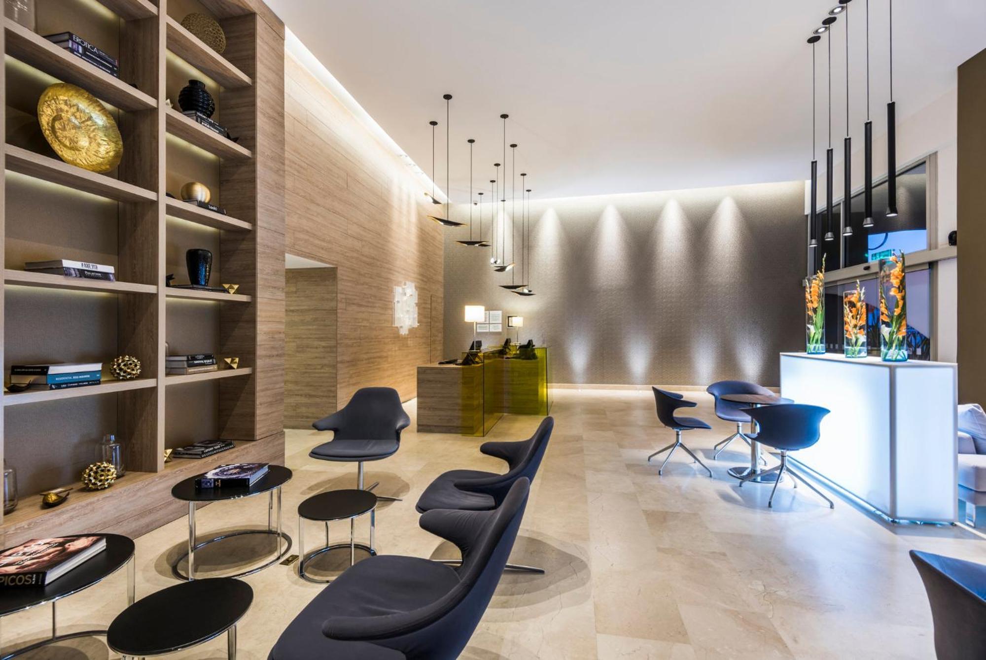 Holiday Inn Cucuta By Ihg Exterior photo The lounge at the airport